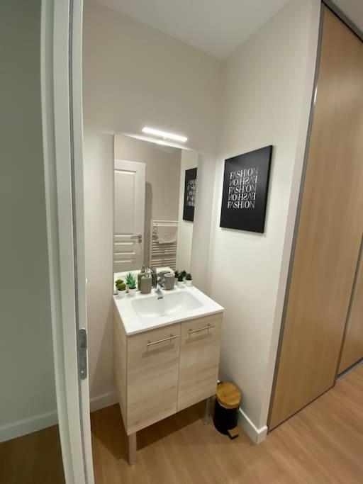 Appartement Centre-Ville * Rdc * Clim * Wifi * Haut De Gamme * Angoulême Eksteriør billede